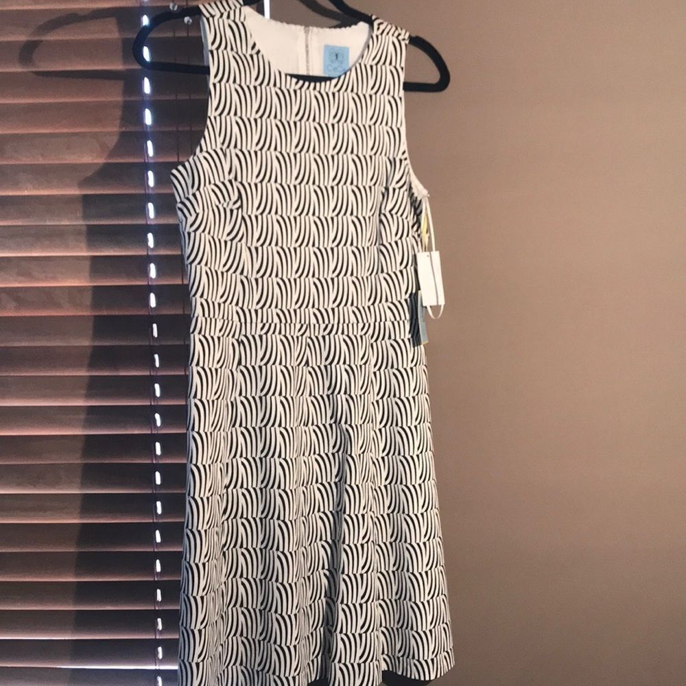 CeCe black & white dress - NEW with Tags